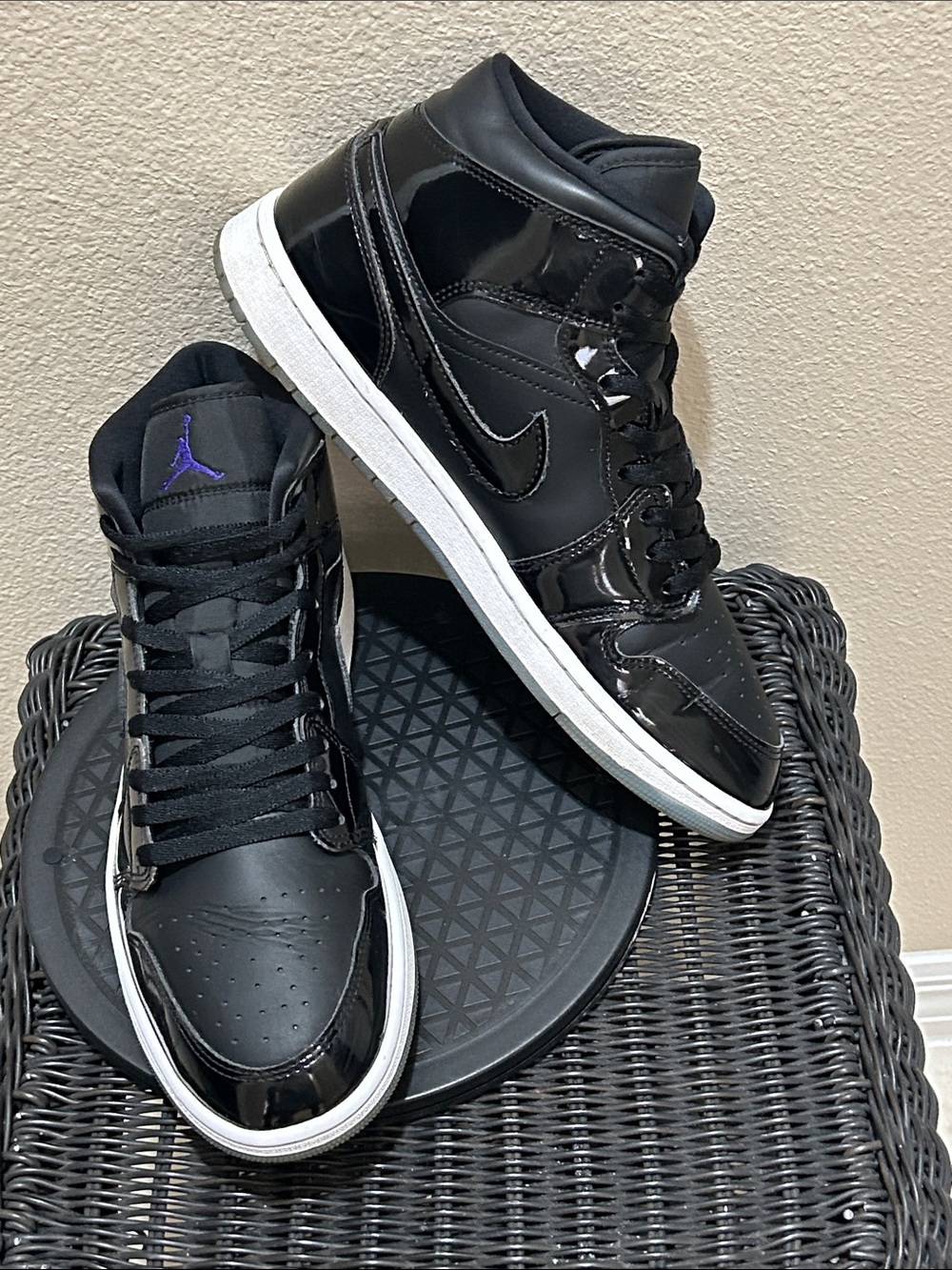 Size 11 Jordan 1 Mid SE Space Jam DV1308-004